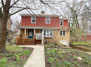 1524 Thornwood Dr, Downers Grove, IL