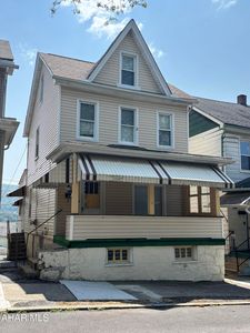 1619 Crawford Ave, Altoona, PA, 16602