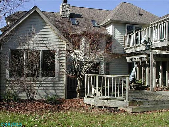 2nd image of 286 White Oak Ct