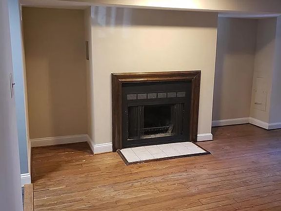 3rd image of 1504 R St NW #1B