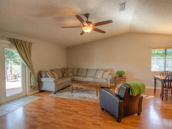 3rd image of 1651 Spottswood Cir