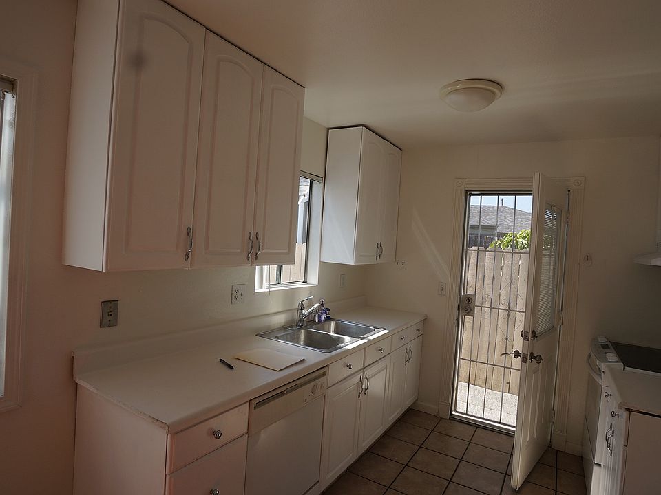 1st image of 4380 Copeland Ave