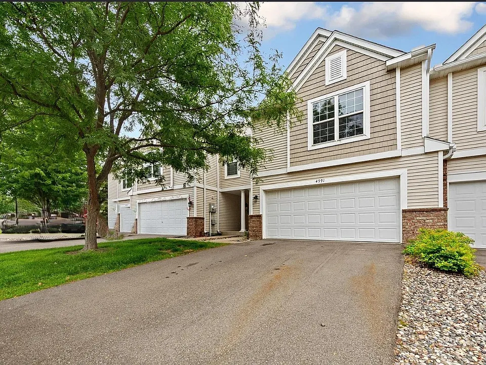 4991 Bluff Heights Trl SE