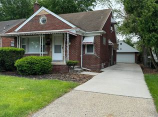 15560 Stricker Ave, Eastpointe, MI 48021