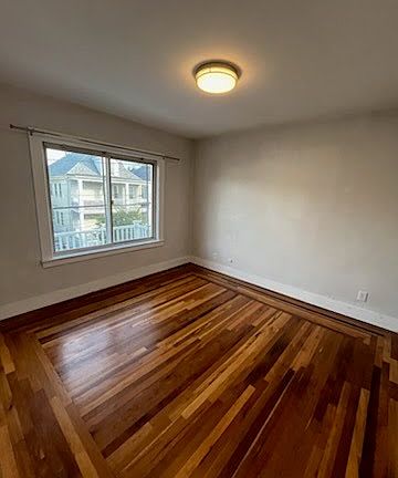 3rd image of 49 Bowdoin St #2