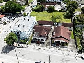 1st image of 315 SW 10th Ave