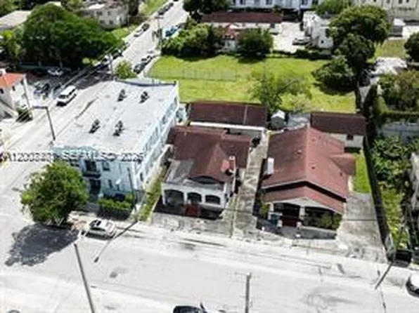315 SW 10th Ave, Miami, FL 33130