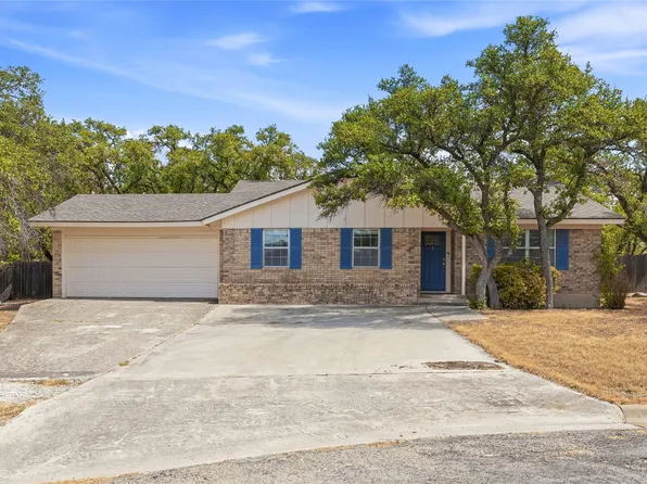 102 Broadmoor Cir, Brownwood, TX 76801