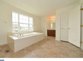 595 Southern View Dr, Smyrna, DE 19977