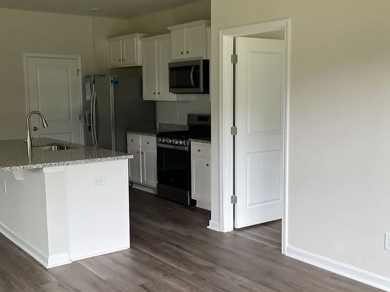 9155 Fort Hill Way — Photo 2