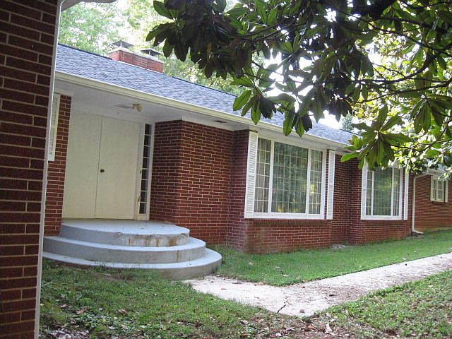 1st image of 115 Tulip Ave