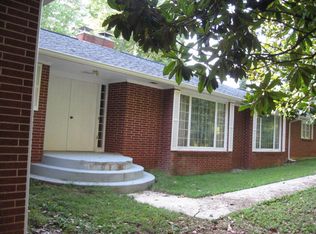 115 Tulip Ave, Byrdstown, TN 38549