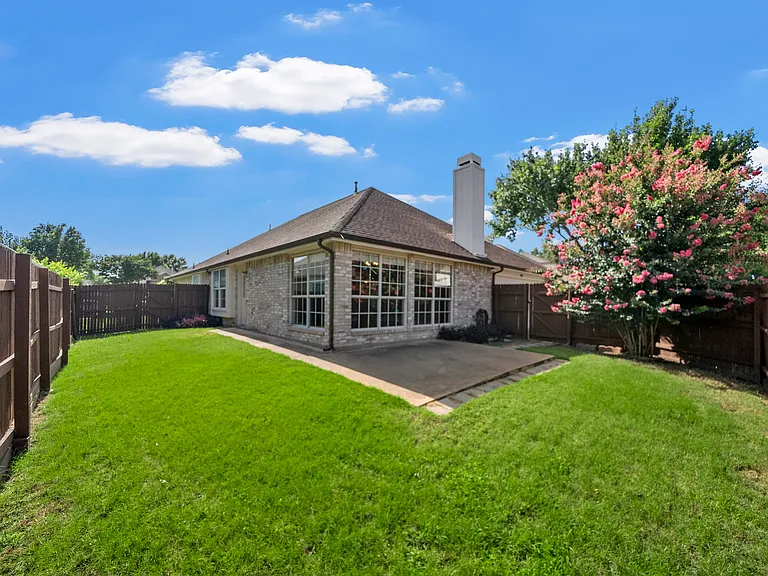 6008 Tupelo Ln — Photo 4