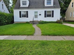 13760 Talbot Ave, Oak Park, MI 48237