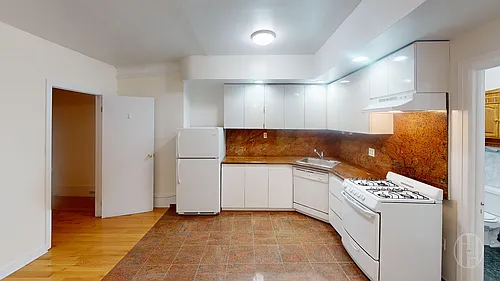 29 E 37th St #5B Photo 1 29 E 37th St #5B Photo 1