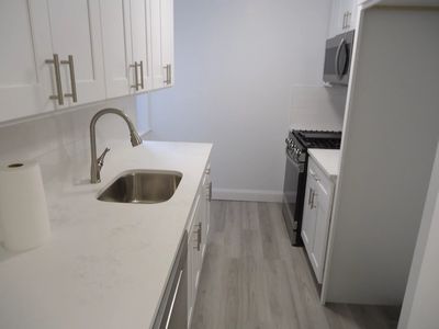 118-66 Metropolitan Ave #2H, Queens, NY, 11415