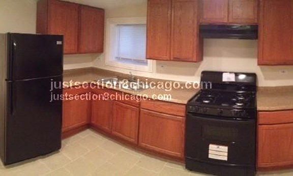 4th image of 7900 S Eberhart Ave #G