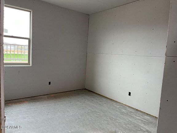 5th image of 5540 W ALTA MESA Avenue