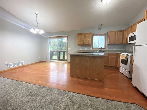 5th image of 20476 Junegrass Dr