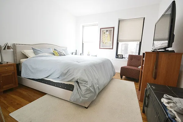 Rented by Bold New York | media 10