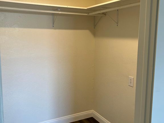 5th image of 3762 Hughes Ave APT 206