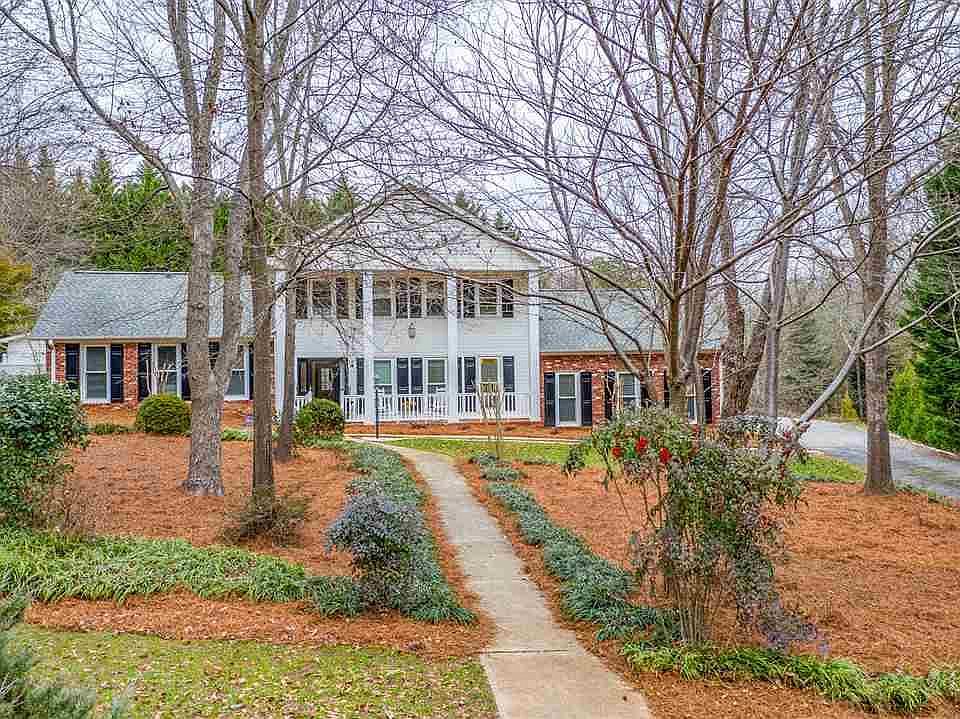 1st image of 1194 Shadowood Dr