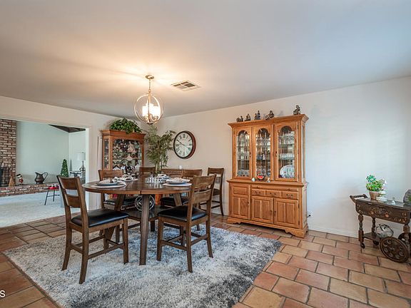 5th image of 1841 Ciprian Ave