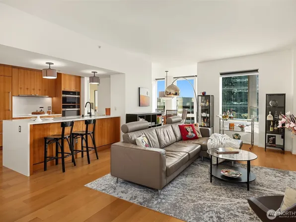 500 106th Avenue NE #1313, Bellevue, WA 98004