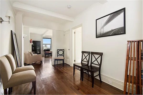 Rented by Vivaldi Real Estate | media 13