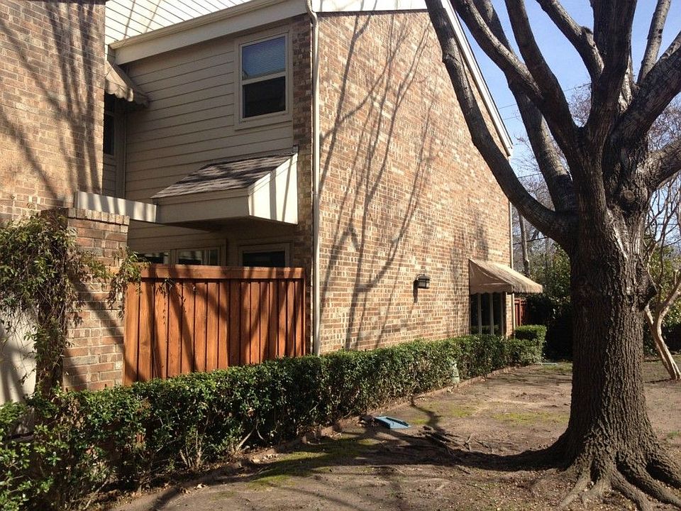 2nd image of 6844 E Northwest Hwy