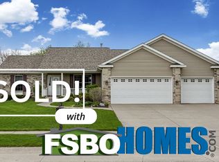2808 E 59th St, Davenport, IA 52807