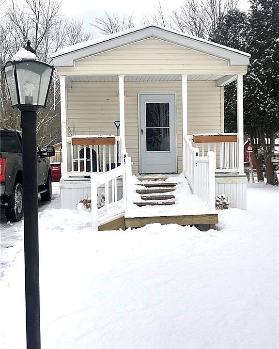 1st image of 805 Nicole Ln