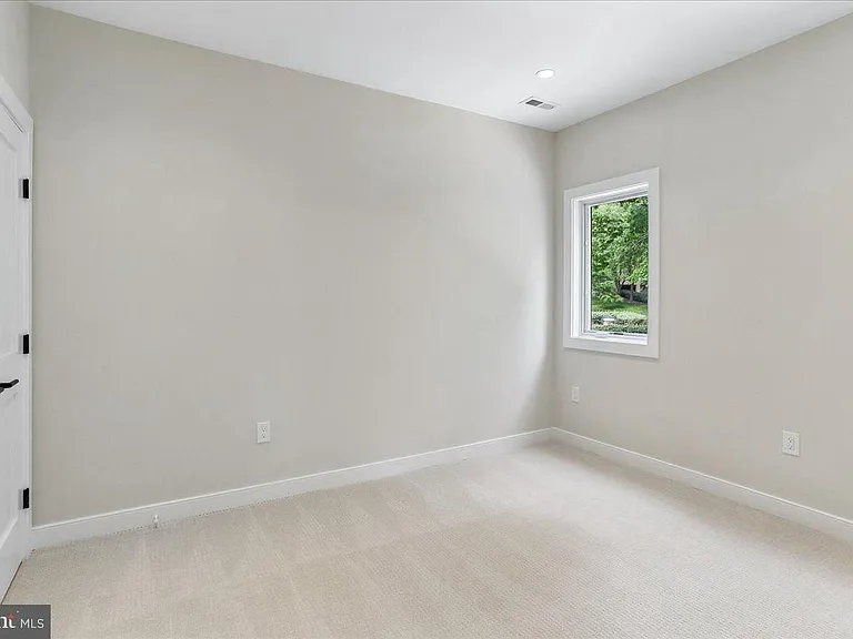 3929 Fulton St NW #A — Photo 29