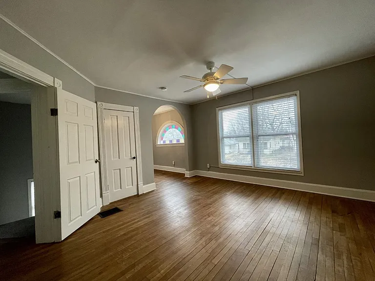 1772 Lafond Ave — Photo 10