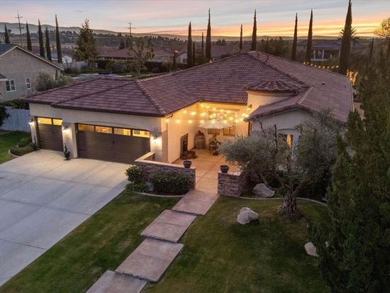 6710 Aretino Way, Bakersfield, CA 93306