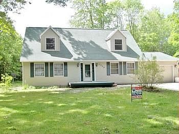 1st image of 1320 E Red Oak Ln
