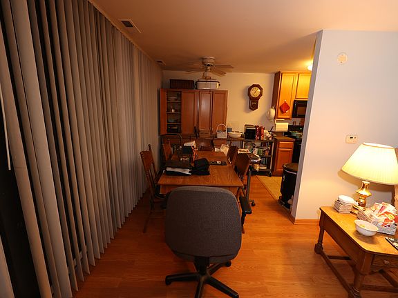 4th image of 5900 Oakwood Dr APT 2J