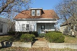 2nd image of 719 E 15th St
