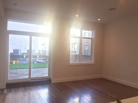 Rented by Bedford Brownstone Realty | media 10