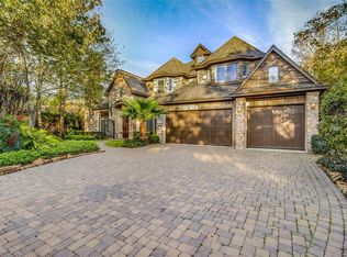 18 Hunnewell Way, The Woodlands, TX 77382