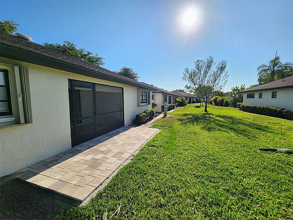 5th image of 4754 Greentree Drive #A