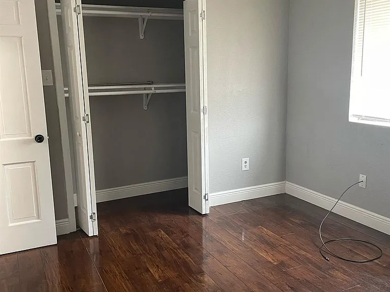 2356 Lavender St — Photo 12