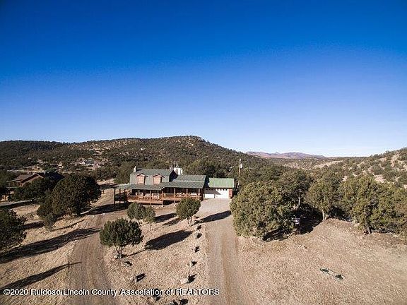 3rd image of 137 Pecos Ct