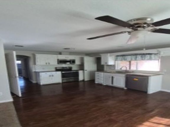 4th image of 624 Hallvale Dr