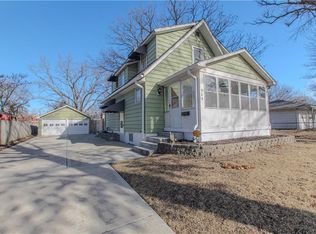 904 Pinkston St, Grandview, MO 64030