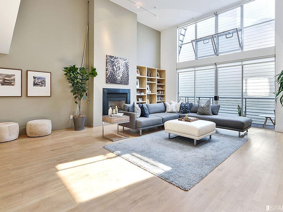 1st image of 1099 23rd St APT 17