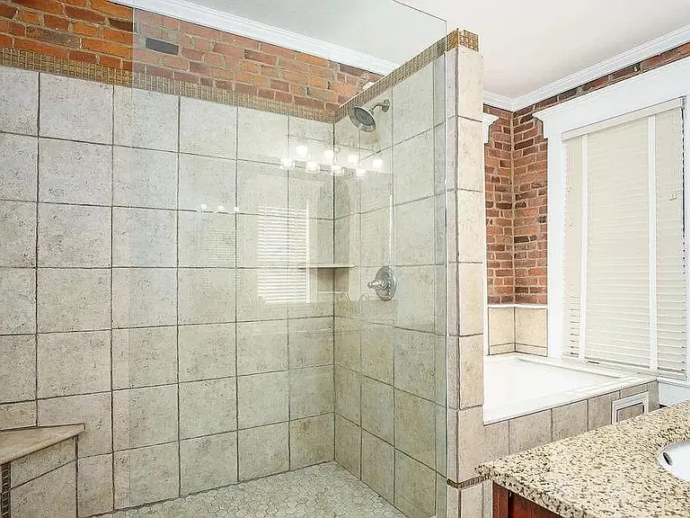 925 Mount Pleasant Ave #925 — Photo 21