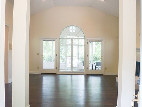 2nd image of 135 Blake Ave