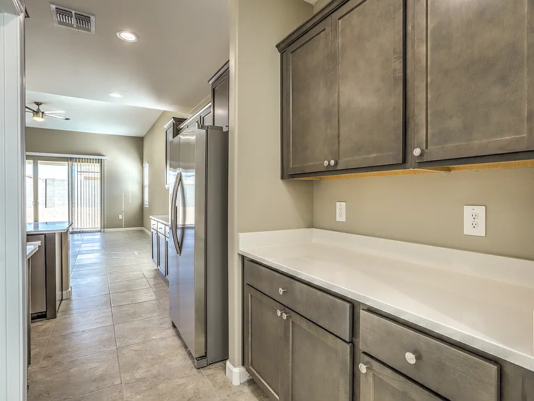 30358 W Crittenden Ln — Photo 9