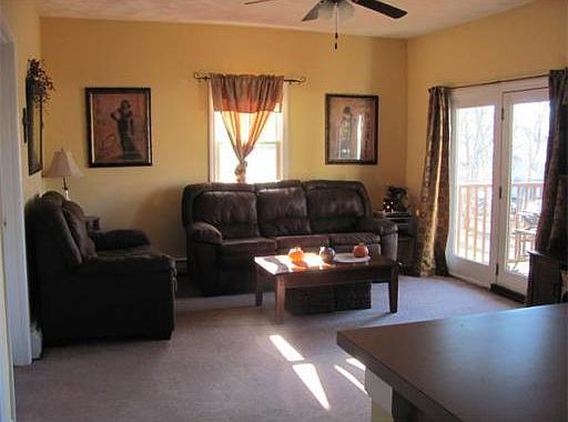 2nd image of 32 Granite St APT 2